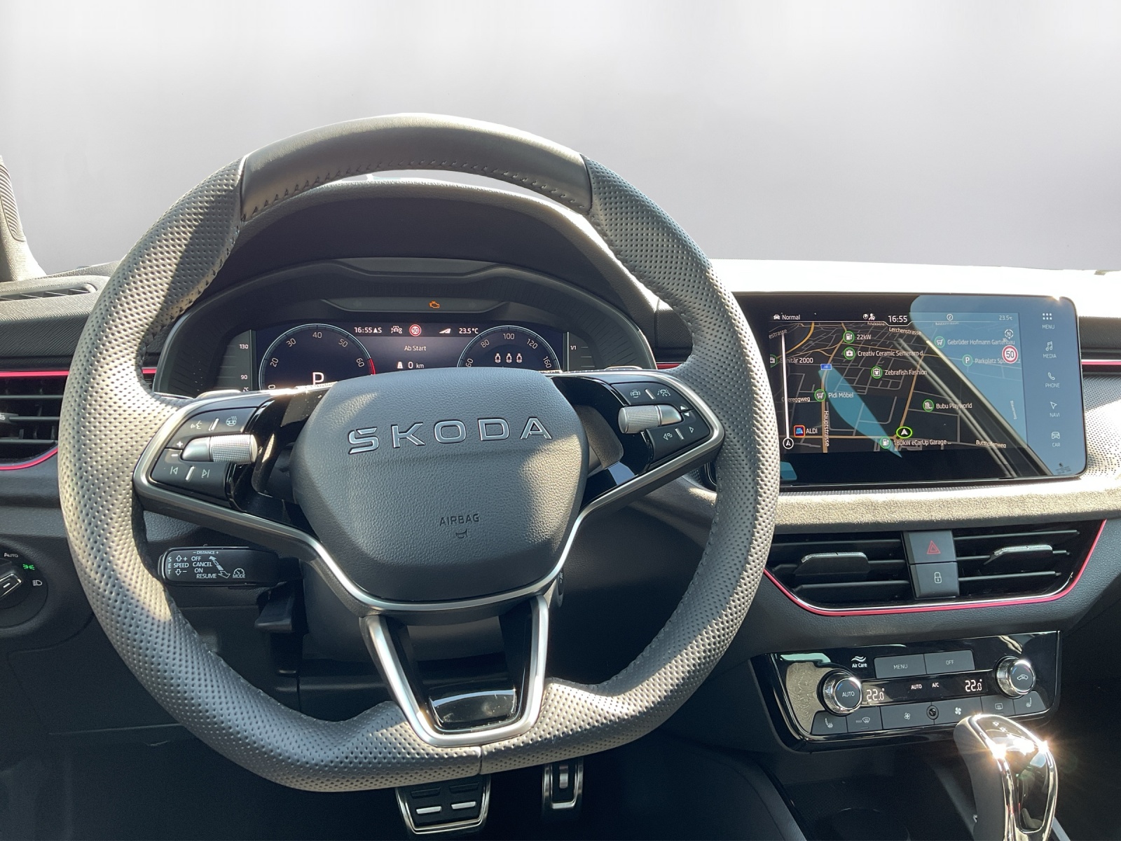 SKODA Kamiq 1.5 TSI Dynamic DSG - 7