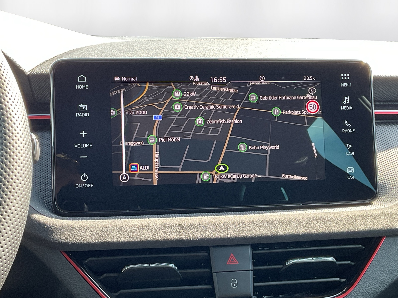 SKODA Kamiq 1.5 TSI Dynamic DSG - 9