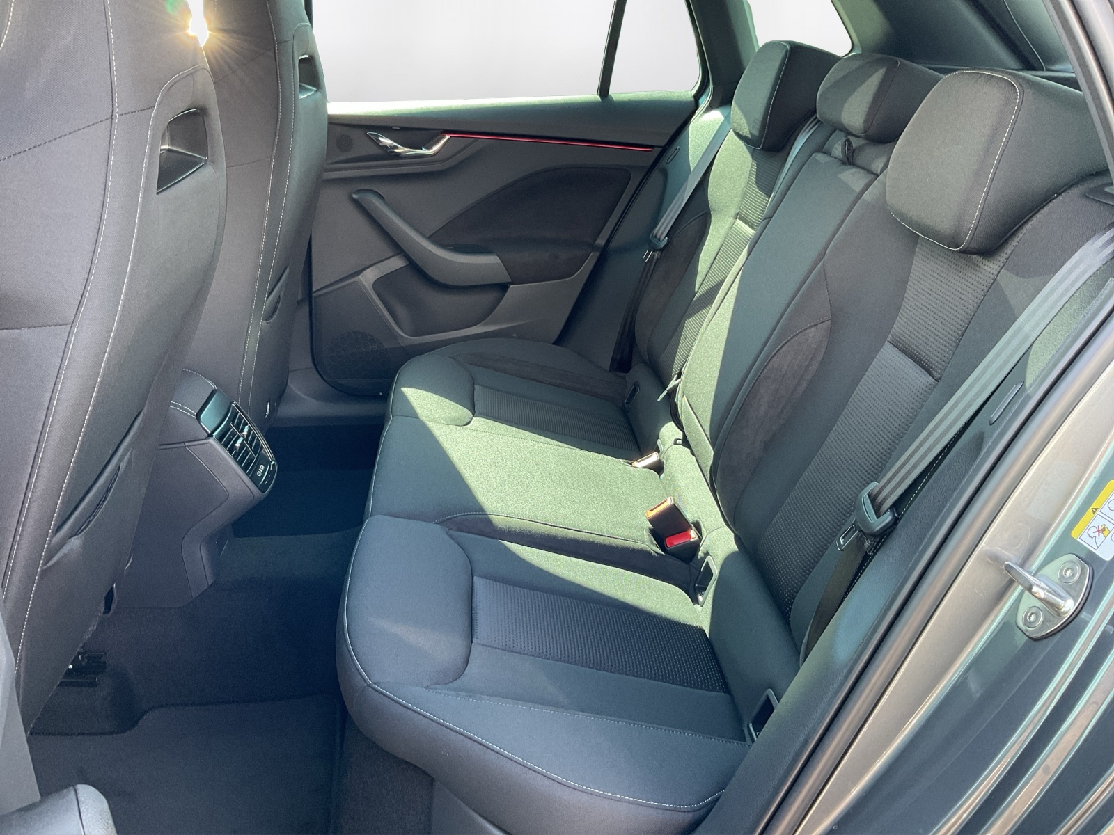 SKODA Kamiq 1.5 TSI Dynamic DSG - 11