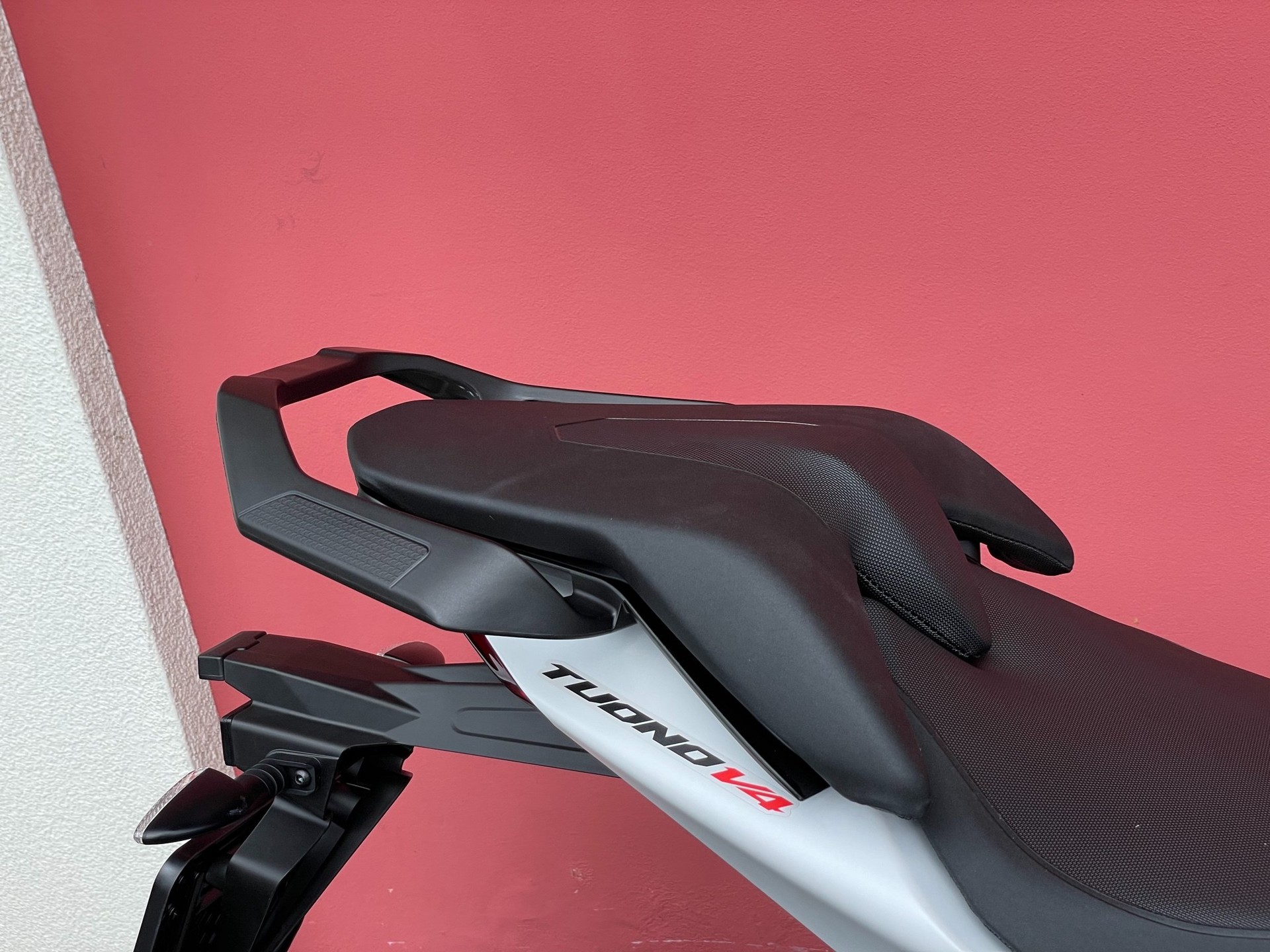 APRILIA Tuono V4 1100 - 3