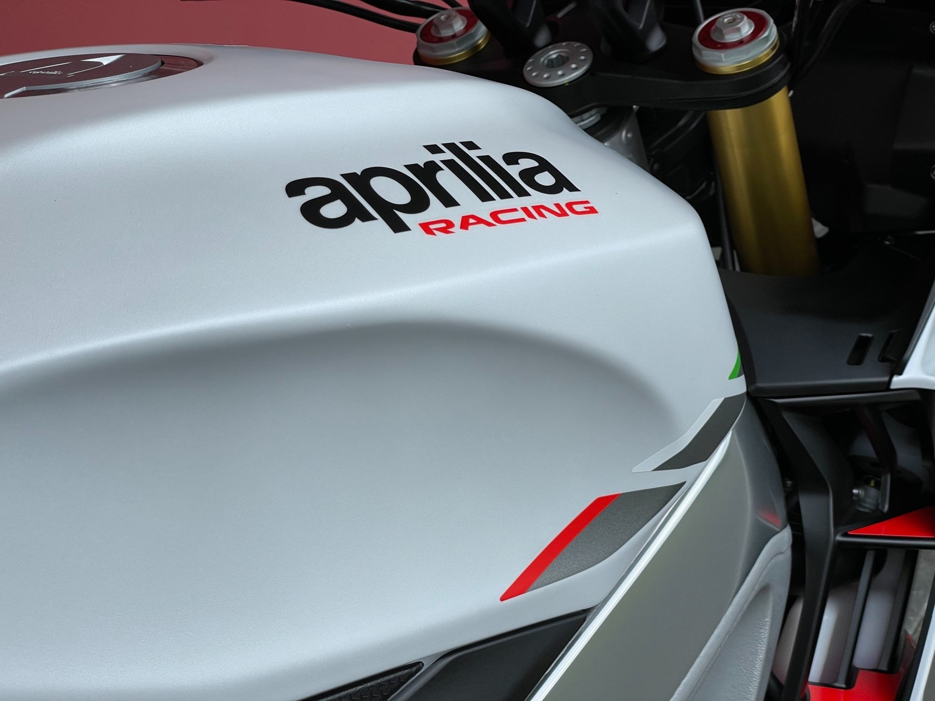 APRILIA Tuono V4 1100 - 14