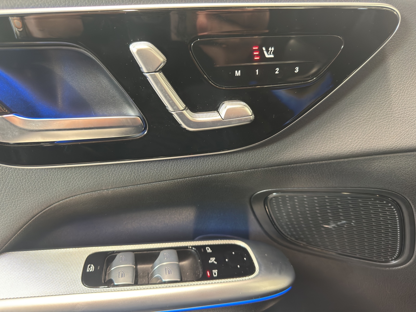 MERCEDES-BENZ GLC 300 e 4Matic EQ Star 9G-Tronic - 15