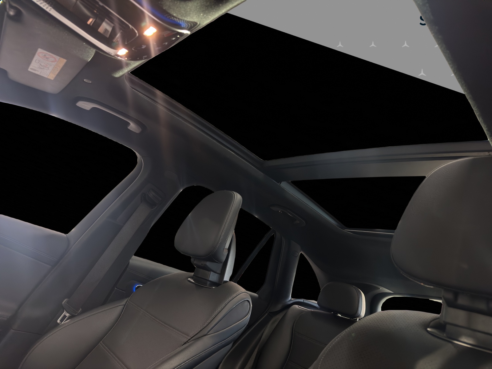 MERCEDES-BENZ GLC 300 e 4Matic EQ Star 9G-Tronic - 11