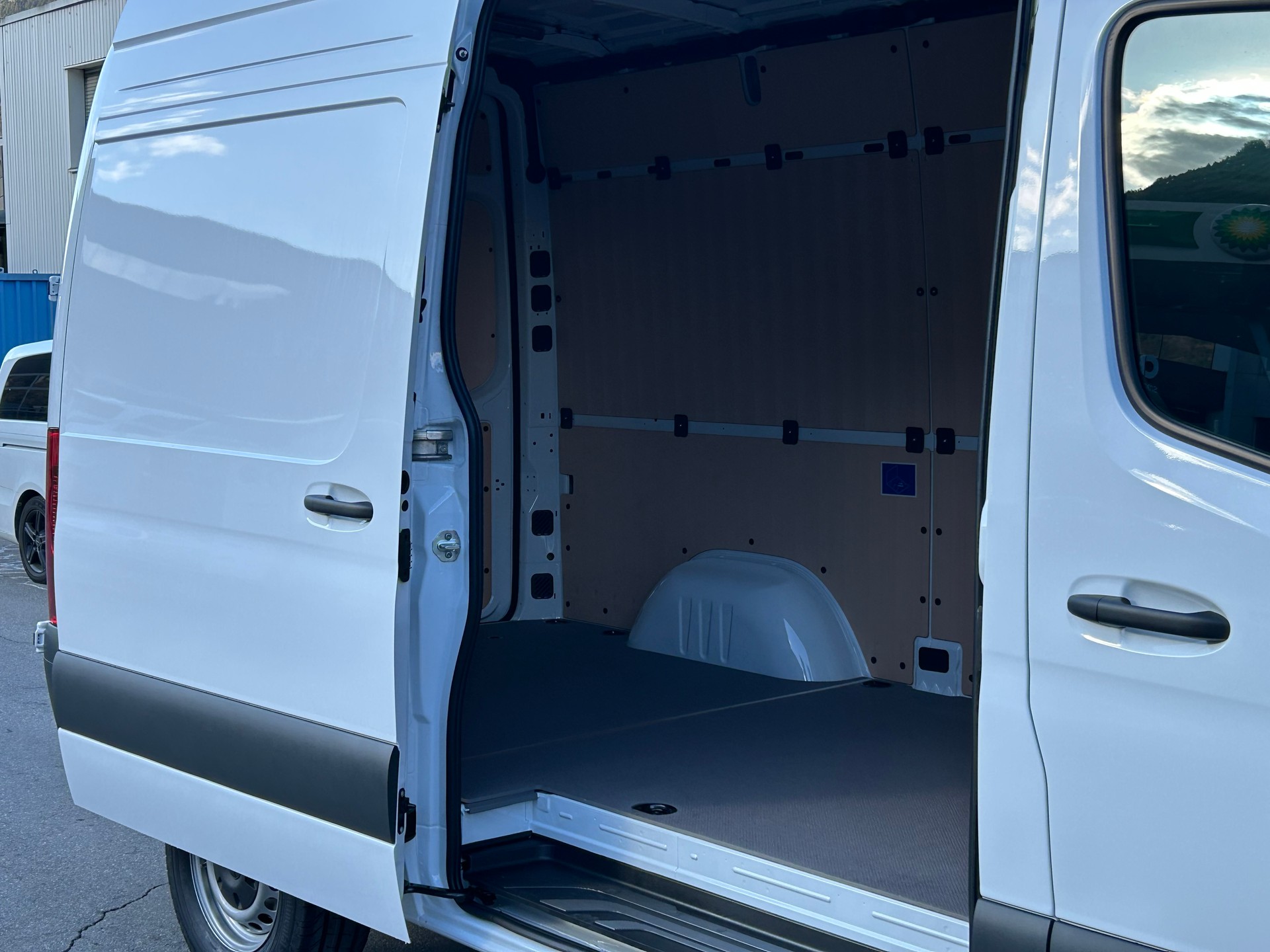 MERCEDES-BENZ Sprinter 315 CDI PRO KA Standard - 12