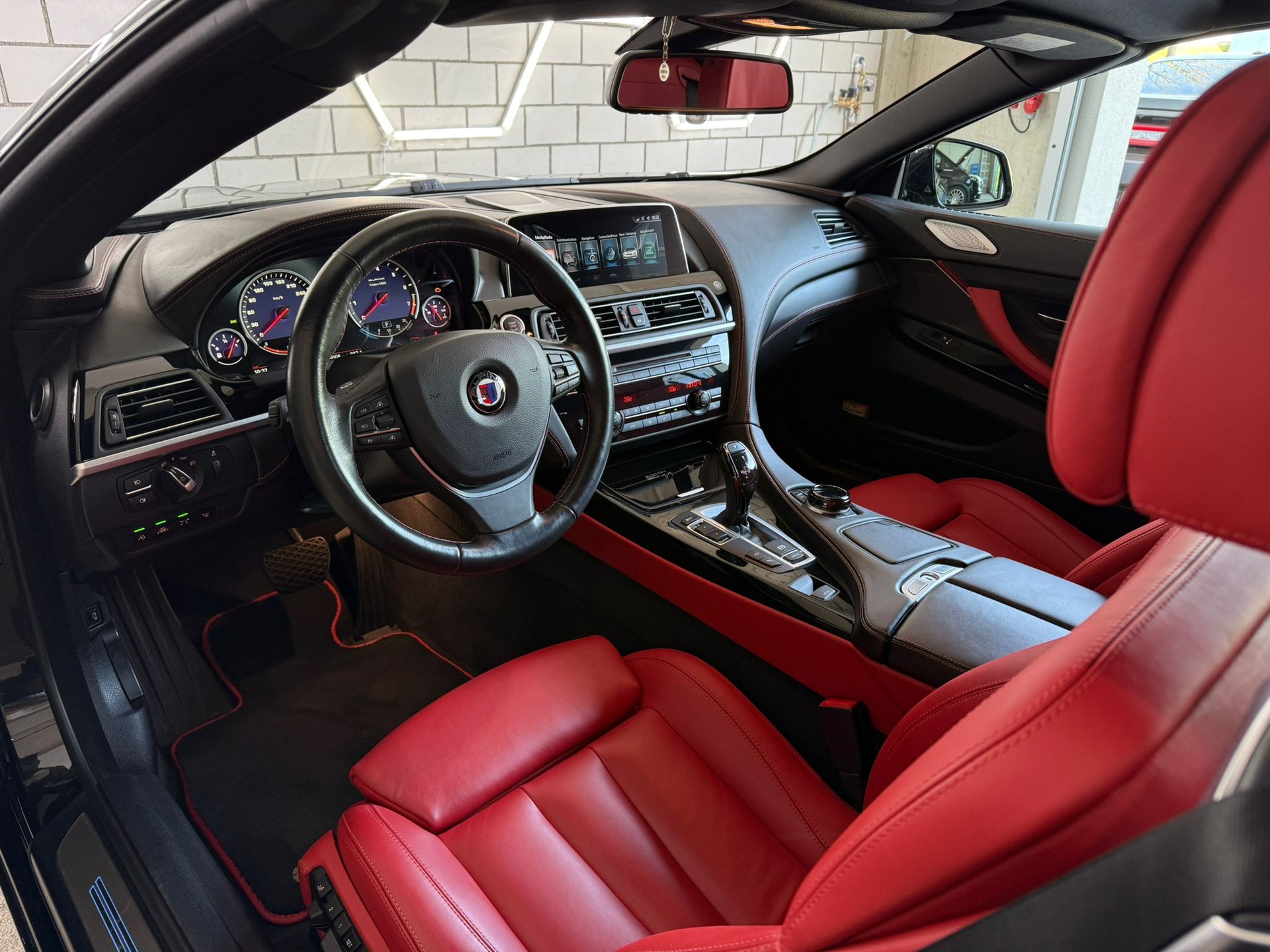 BMW-ALPINA B6 BiTurbo 4.4 V8 Cabrio Editon 50 Switch-Tronic - 8
