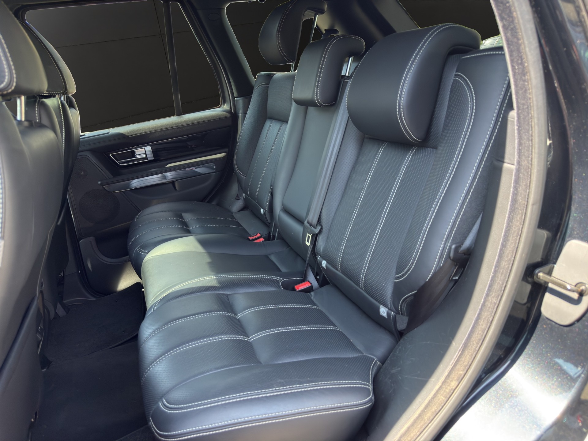 LAND ROVER Range Rover Sport 3.0 TDV6 SE Automatic - 13