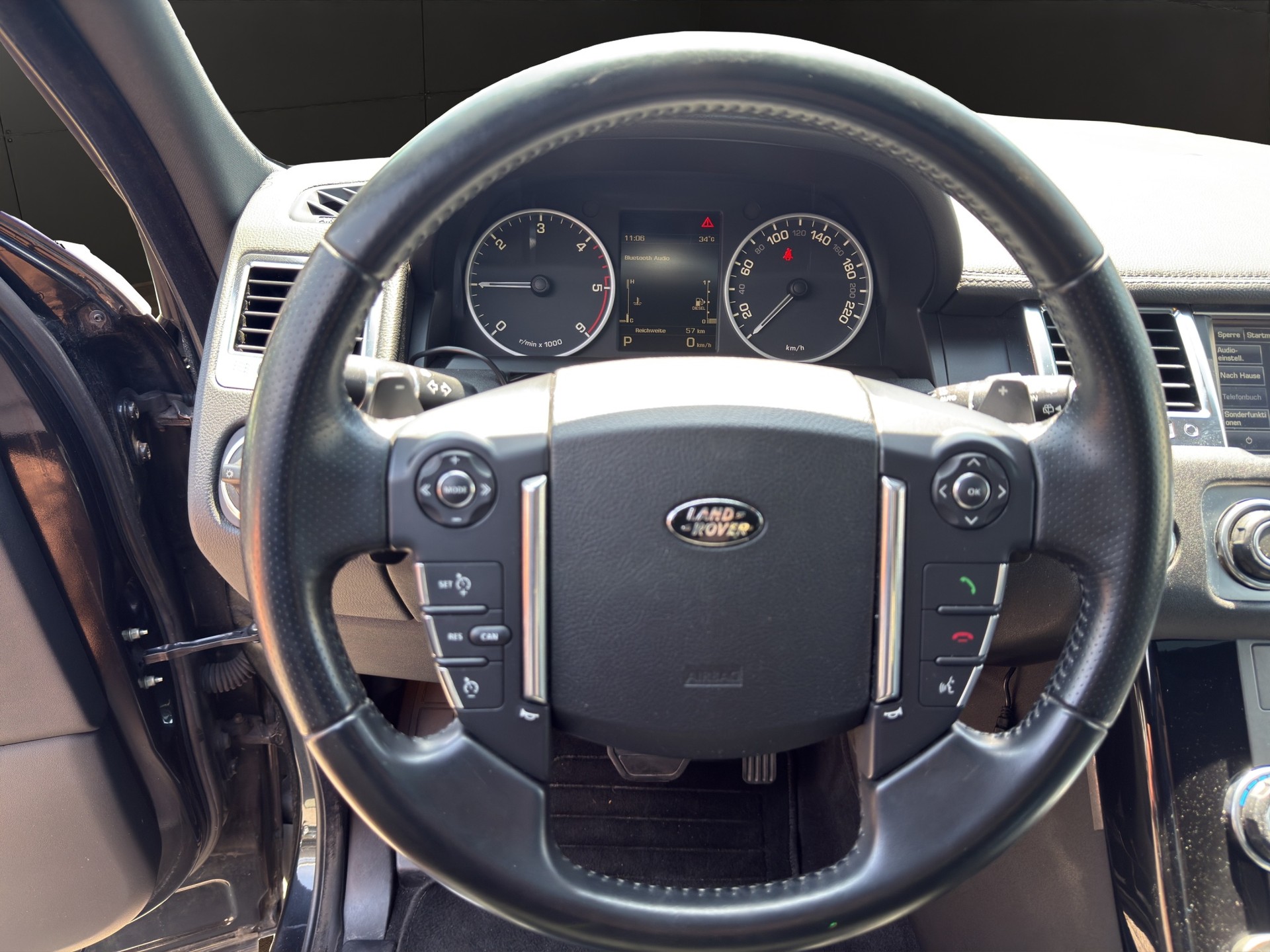 LAND ROVER Range Rover Sport 3.0 TDV6 SE Automatic - 8