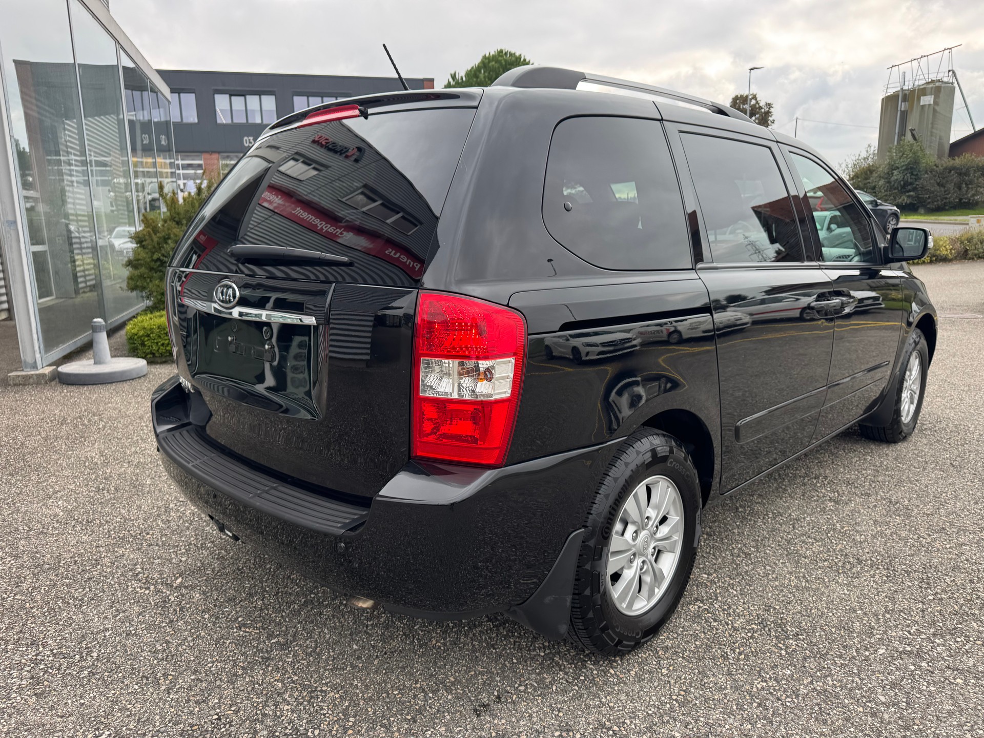 KIA Carnival 2.2 CRDi Style Automatic - 4