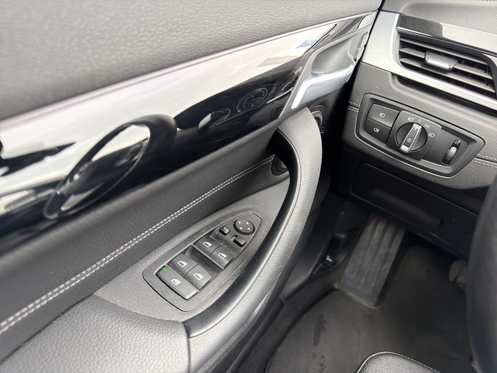 BMW X1 xDrive 25e Sport Line Steptronic - 17