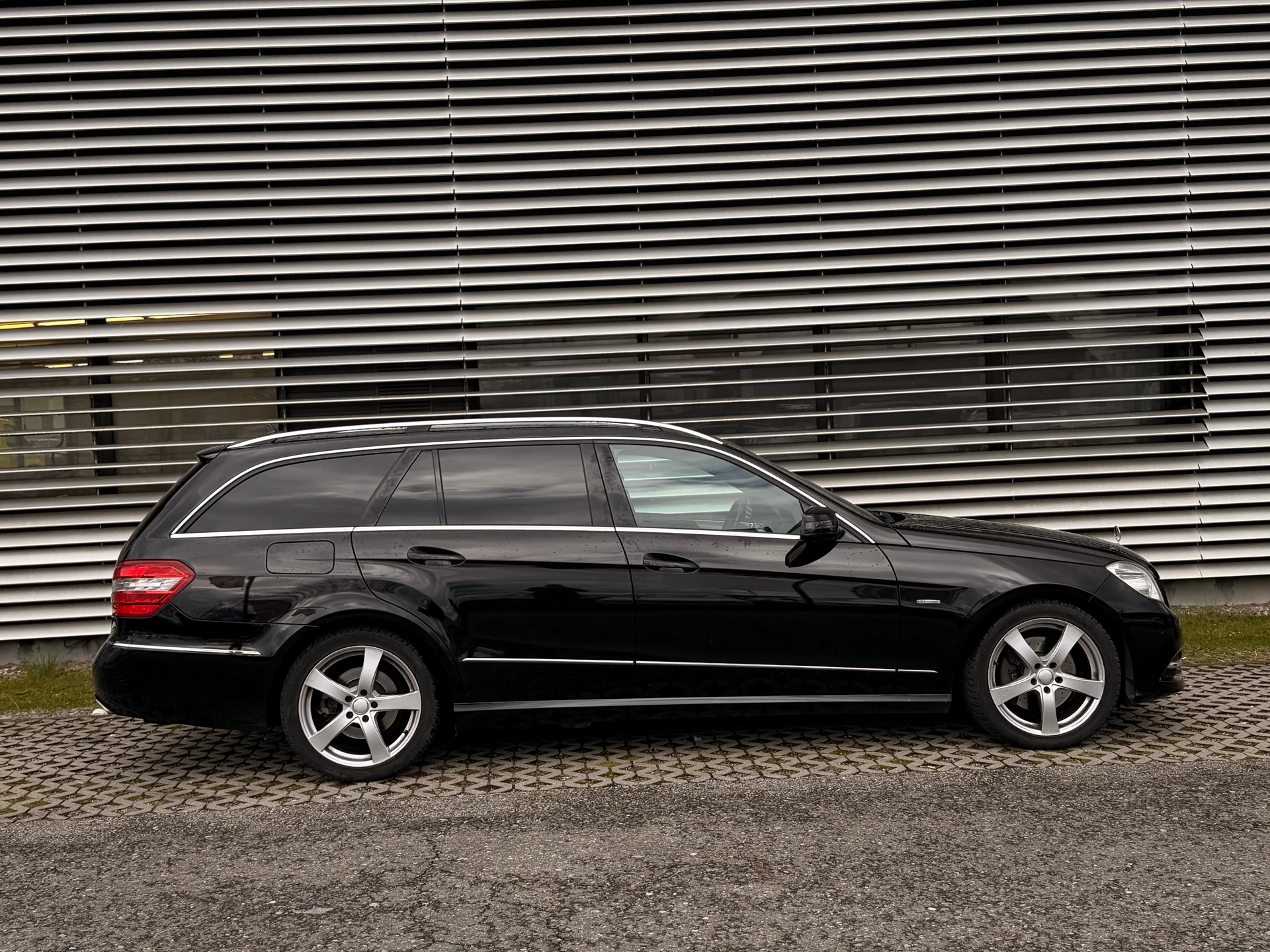 MERCEDES-BENZ E 350 CDI BlueEff. Avantgarde 4Matic 7G-Tronic - 5