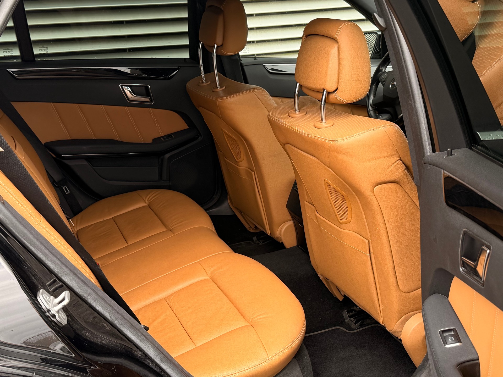 MERCEDES-BENZ E 350 CDI BlueEff. Avantgarde 4Matic 7G-Tronic - 10