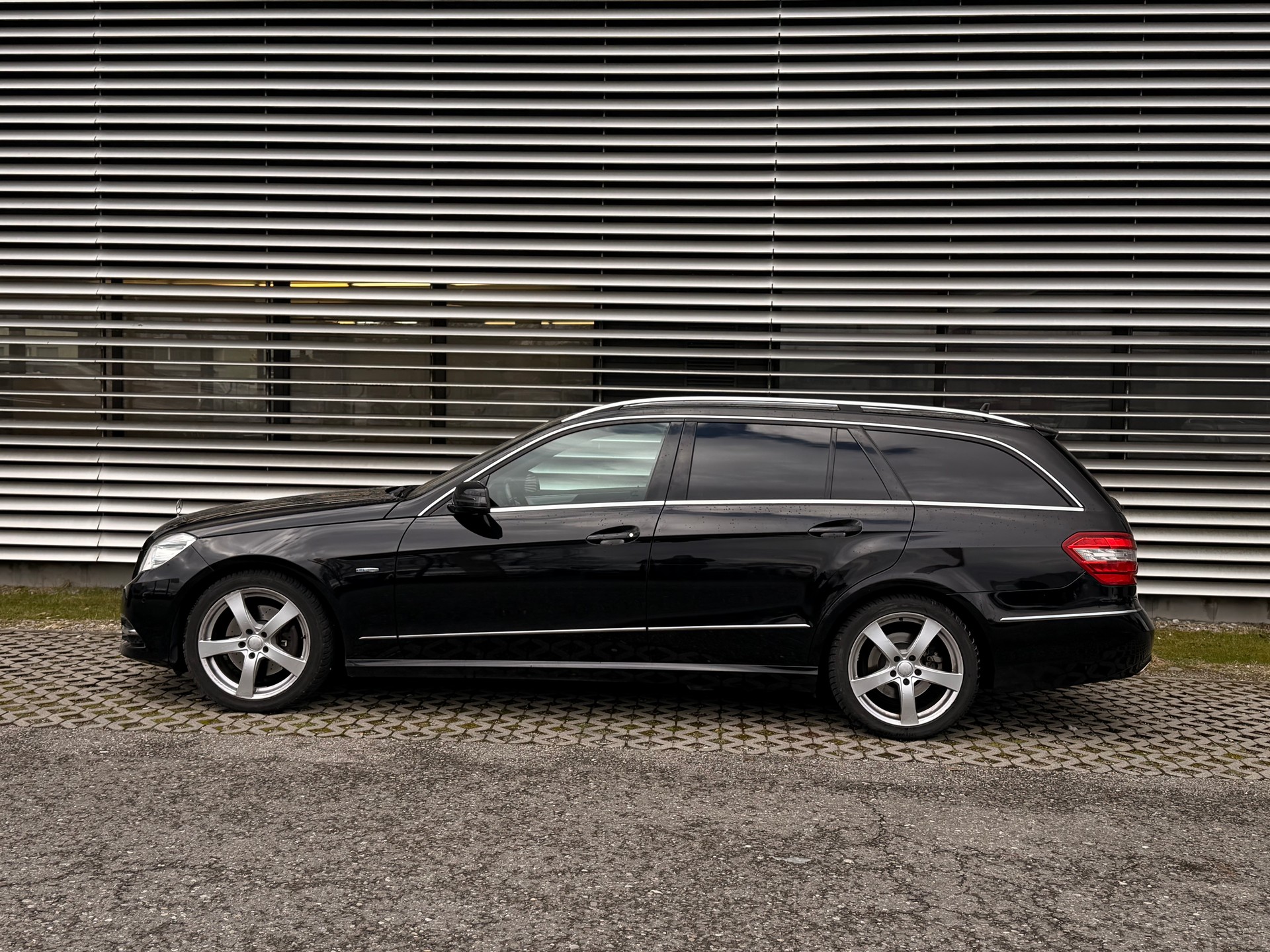 MERCEDES-BENZ E 350 CDI BlueEff. Avantgarde 4Matic 7G-Tronic - 3