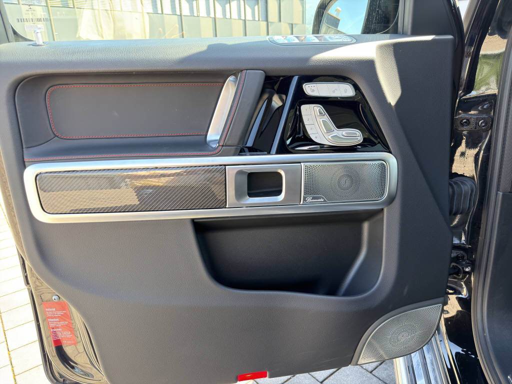 MERCEDES-BENZ G 63 AMG - 9