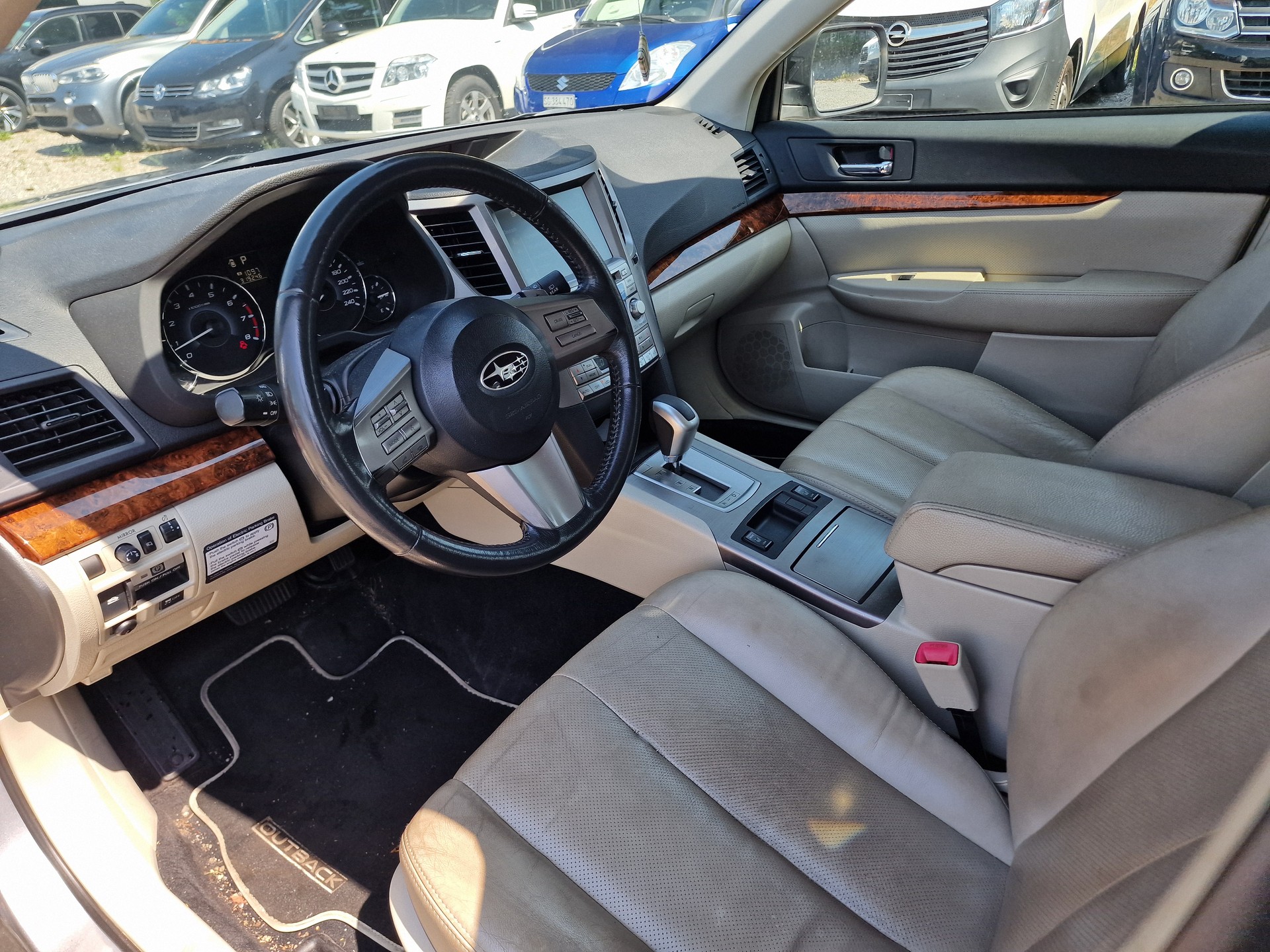 SUBARU Outback 2.5i Limited AWD Lineartronic 12Mt Gara MFK Neu AHK - 11