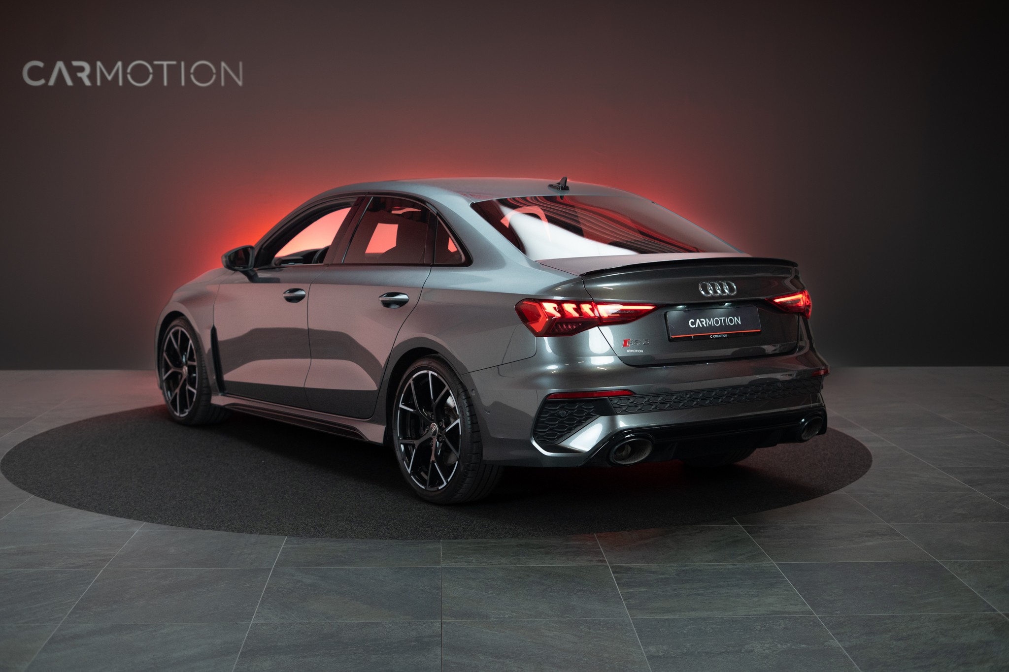RS3 Limousine 2.5 TFSI quattro S-Tronic / Rückfahrkamera / Tempomat / Ambientebeleuchtung