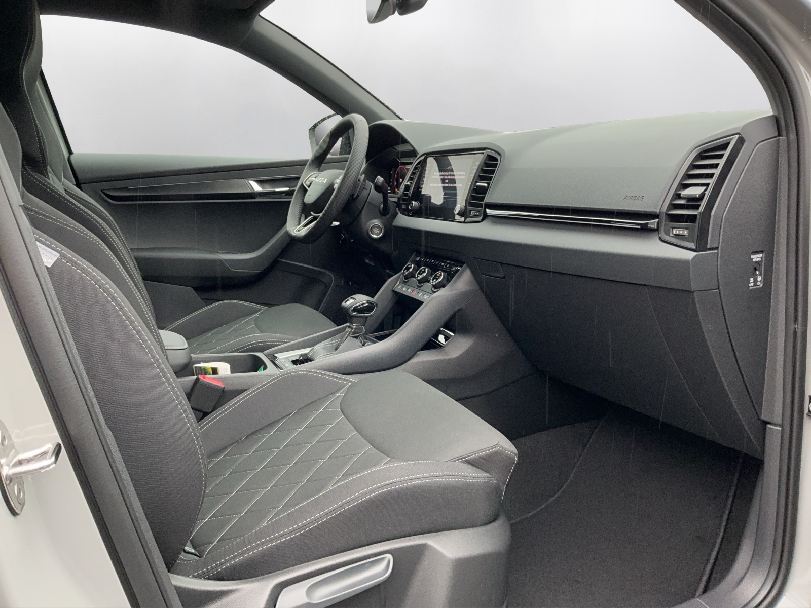 SKODA Karoq 1.5 TSI SportLine DSG - 14