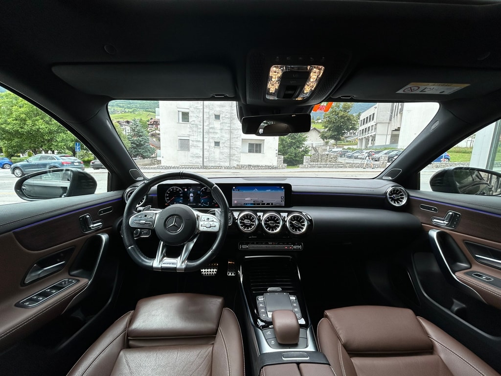 MERCEDES-BENZ A 35 AMG 4Matic Speedshift - 7