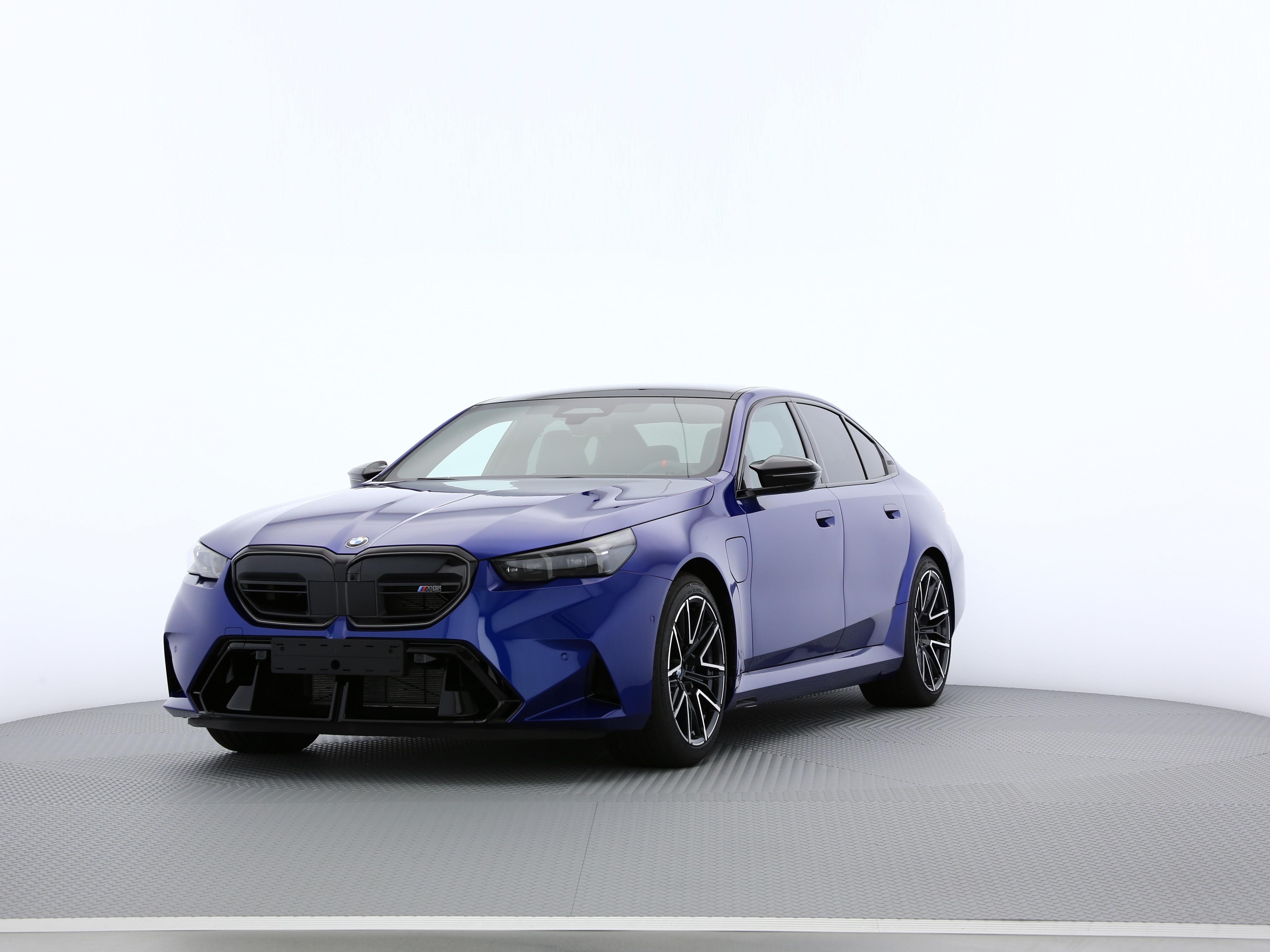 M5 xDrive Limousine