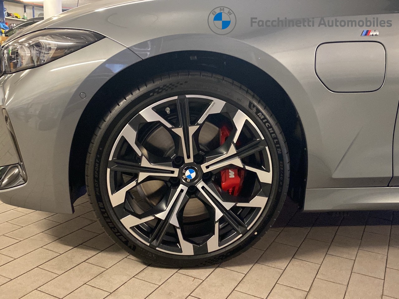 BMW 330e x DriveTouring Steptronic M Sport Pro - 9