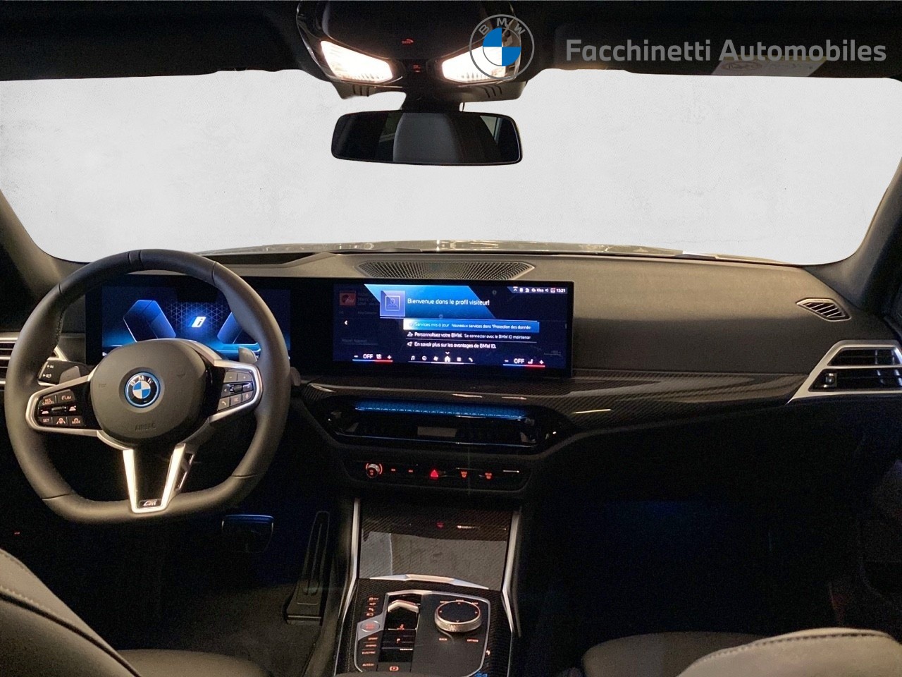 BMW 330e x DriveTouring Steptronic M Sport Pro - 13