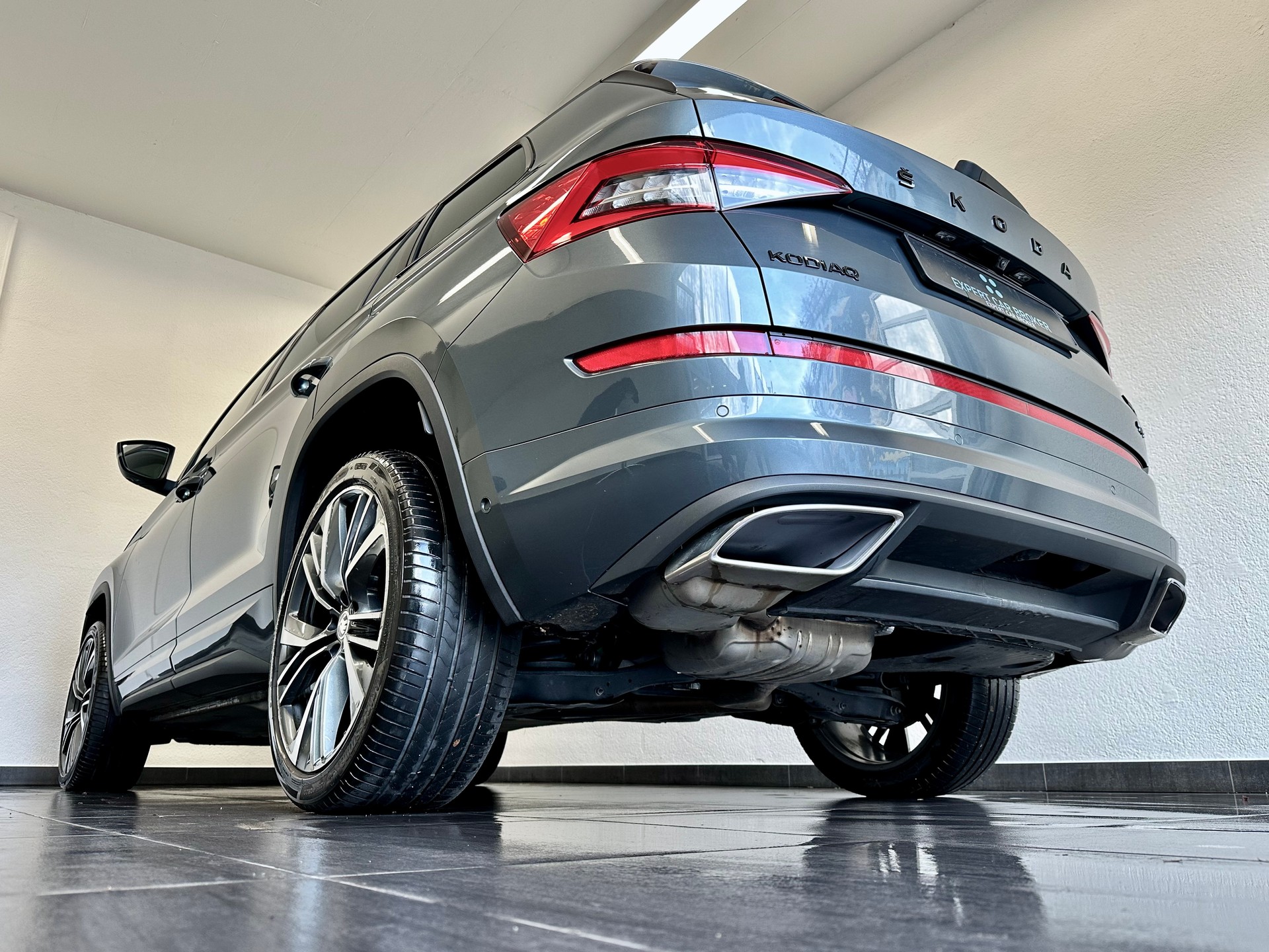 SKODA Kodiaq 2.0 Bi-TDI SCR RS 4x4 DSG - 10