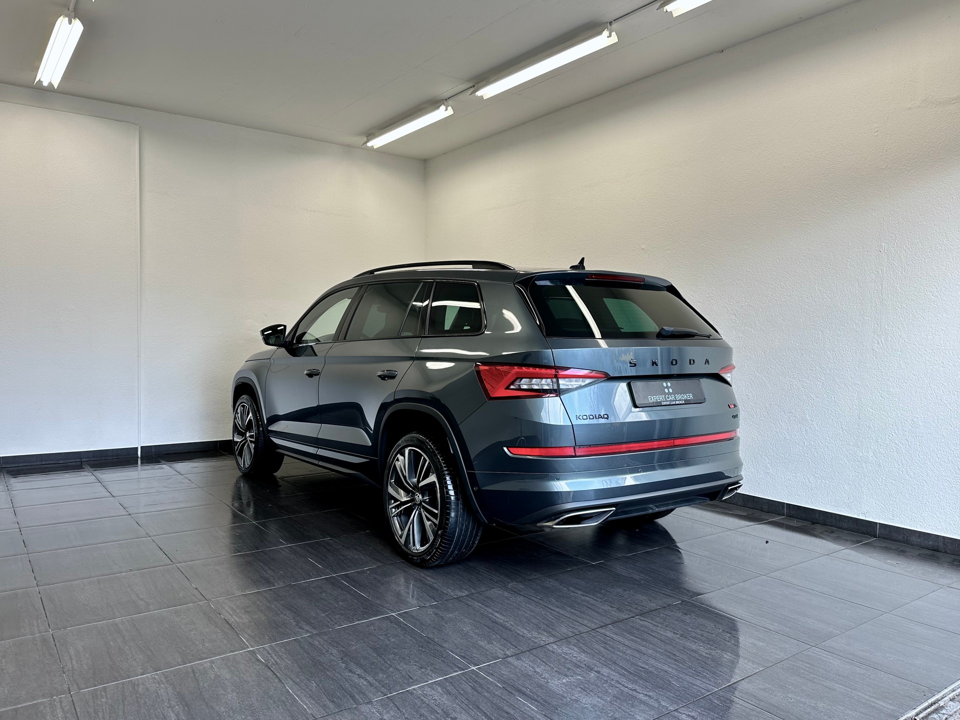 SKODA Kodiaq 2.0 Bi-TDI SCR RS 4x4 DSG - 9