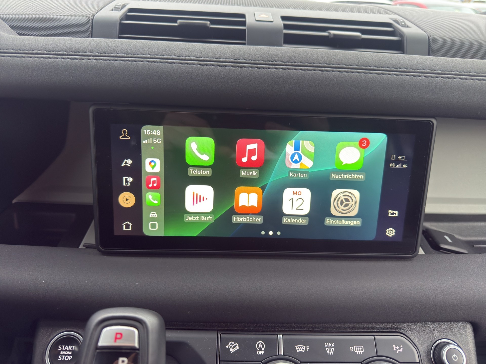 LAND ROVER Defender 90 3.0 D I6 250 SE - 29