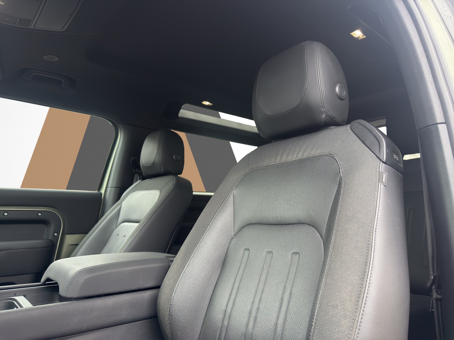 LAND ROVER Defender 90 3.0 D I6 250 SE - 20