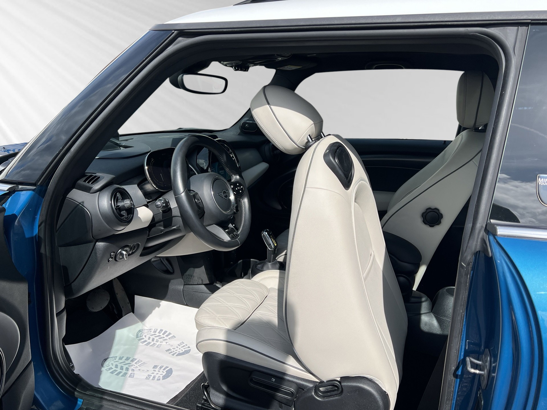 MINI Cooper SE Mosaert Edition - 6