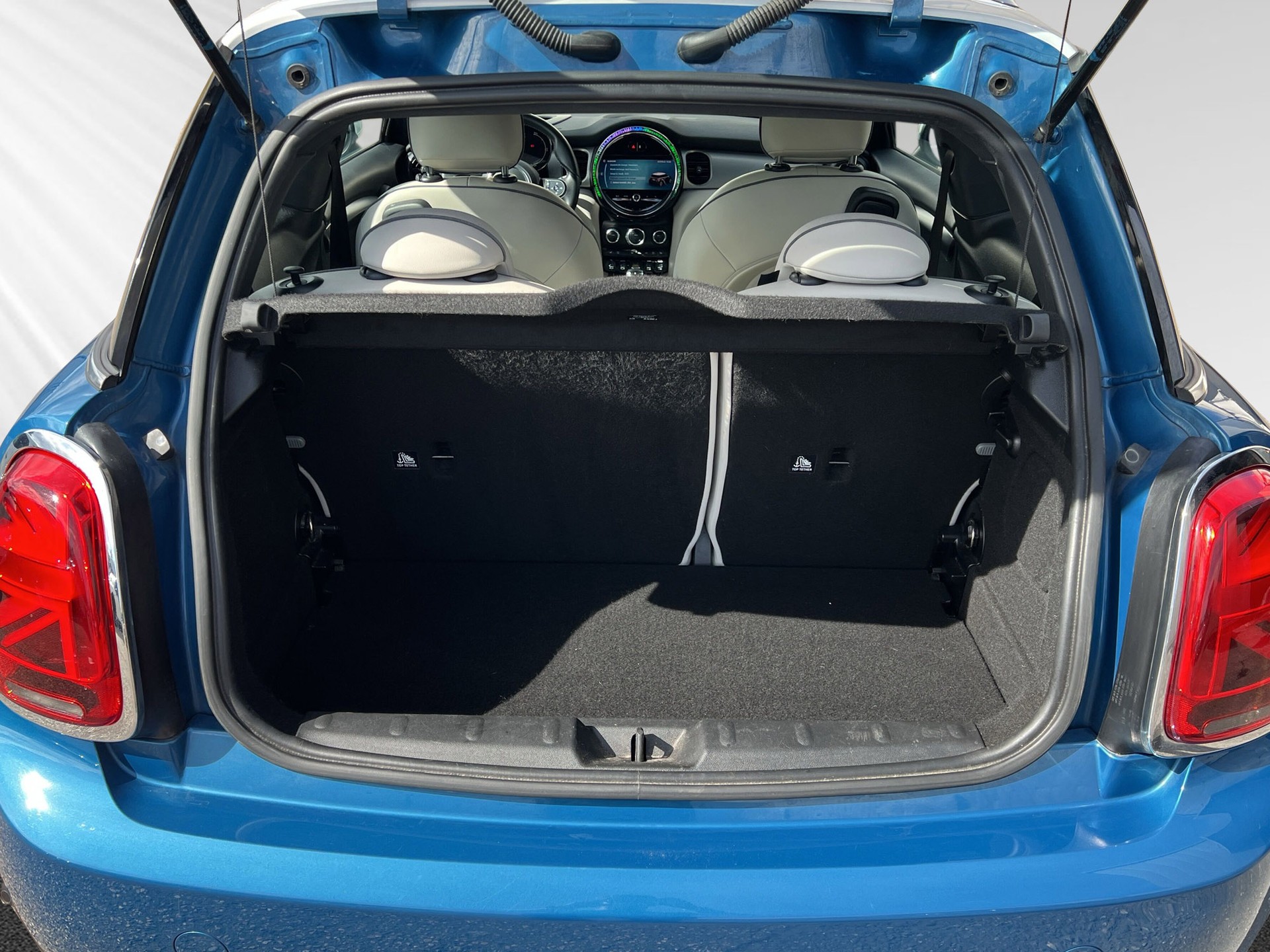 MINI Cooper SE Mosaert Edition - 8