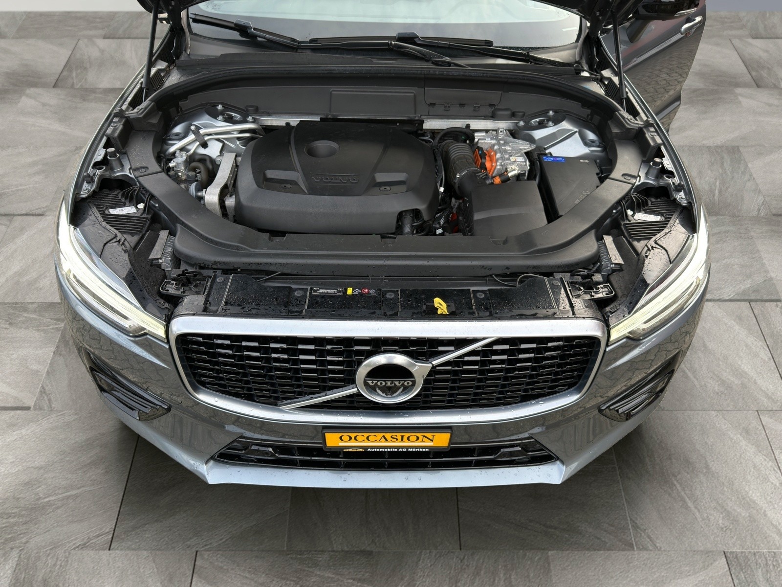 VOLVO XC60 2.0 T8 TE R-Design eAWD - 17