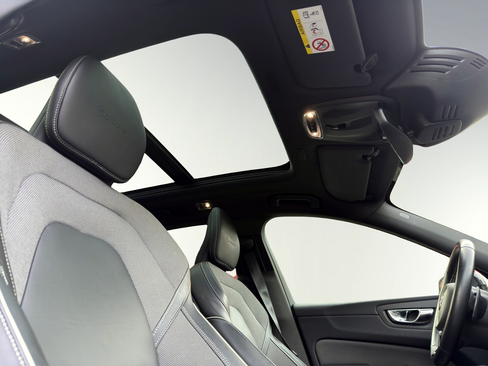 VOLVO XC60 2.0 T8 TE R-Design eAWD - 15