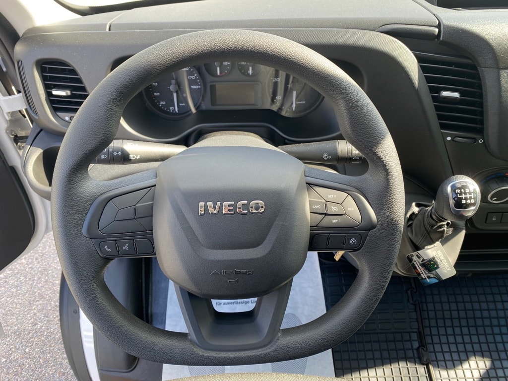 IVECO Daily 35S18 Koffer mit Hebebühne und Seitentüre - 14