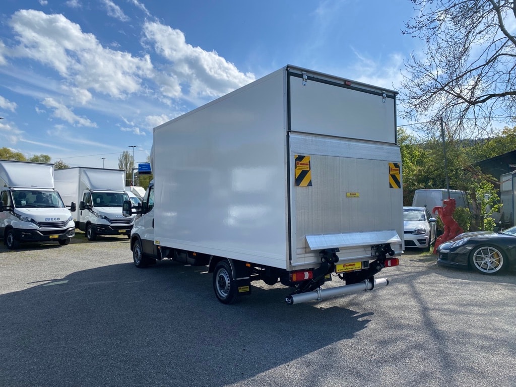 IVECO Daily 35S18 Koffer mit Hebebühne und Seitentüre - 5