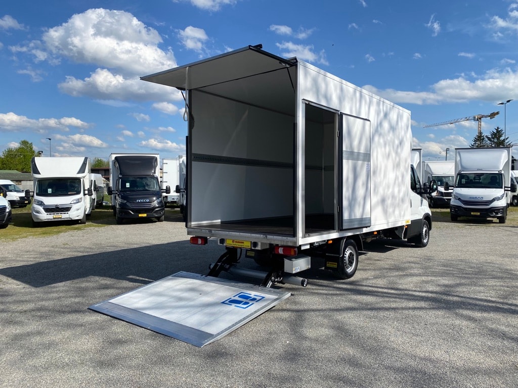 IVECO Daily 35S18 Koffer mit Hebebühne und Seitentüre - 11