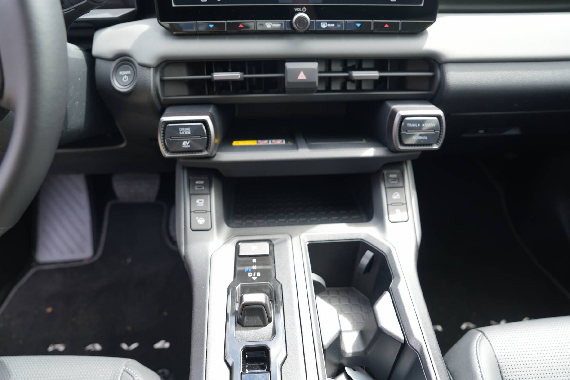 TOYOTA RAV-4 2.5 HEV Premium - 12