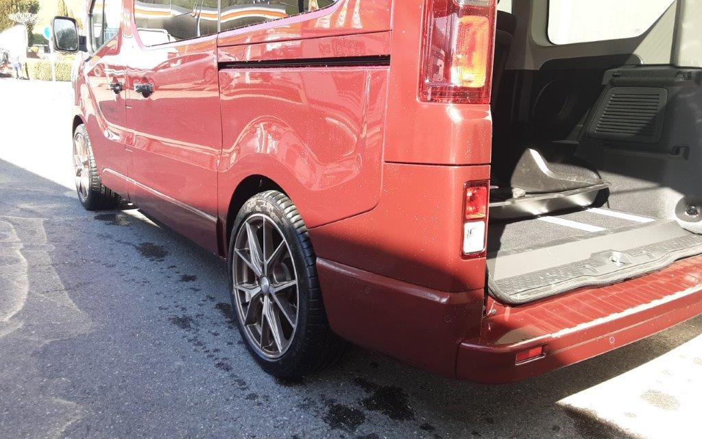 RENAULT TRAFIC Spaceclass 2.0 dCi Blue - 4