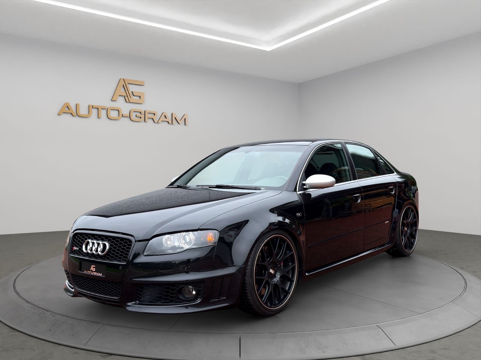 AUDI RS4