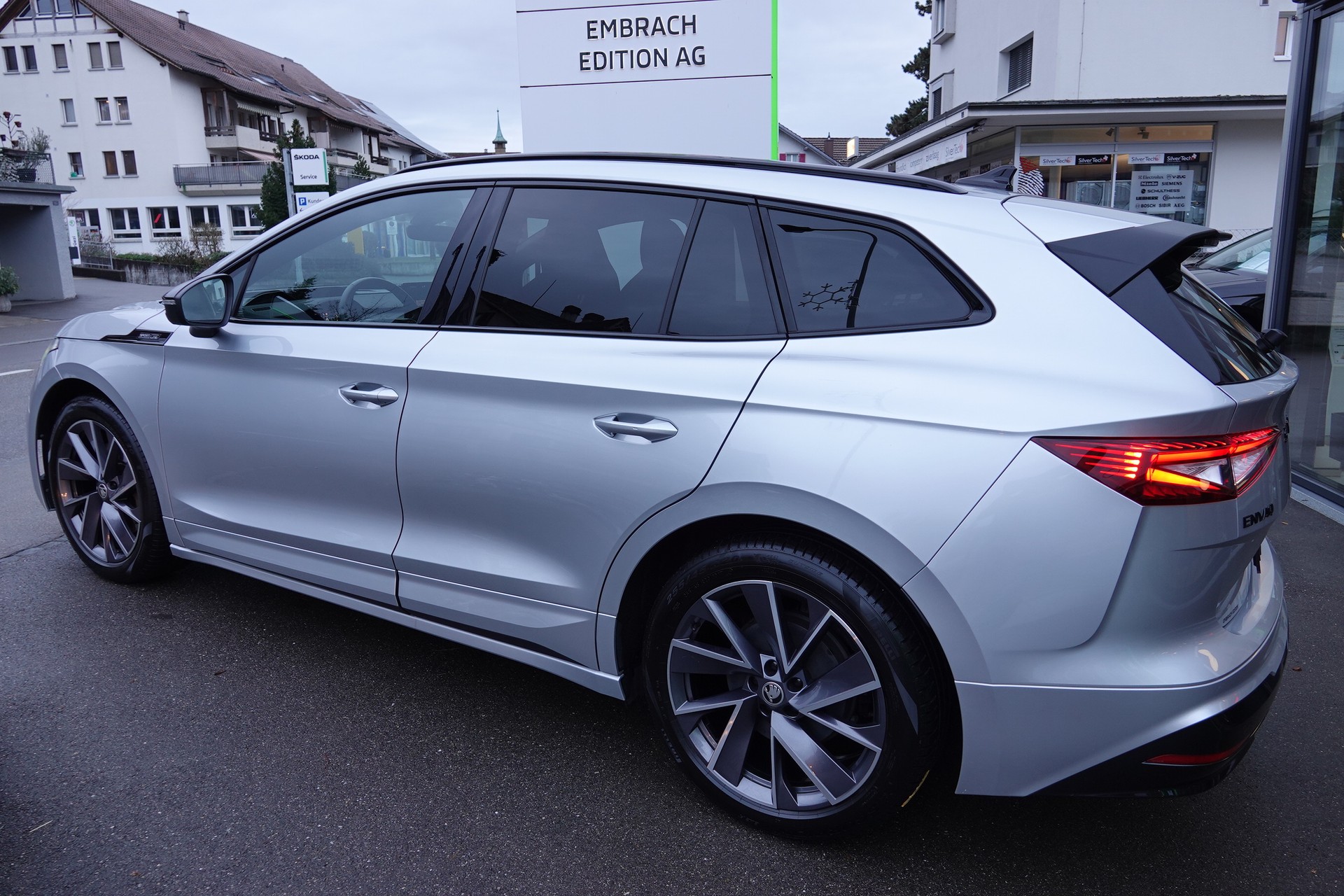 SKODA Enyaq iV 80x SportLine - 6