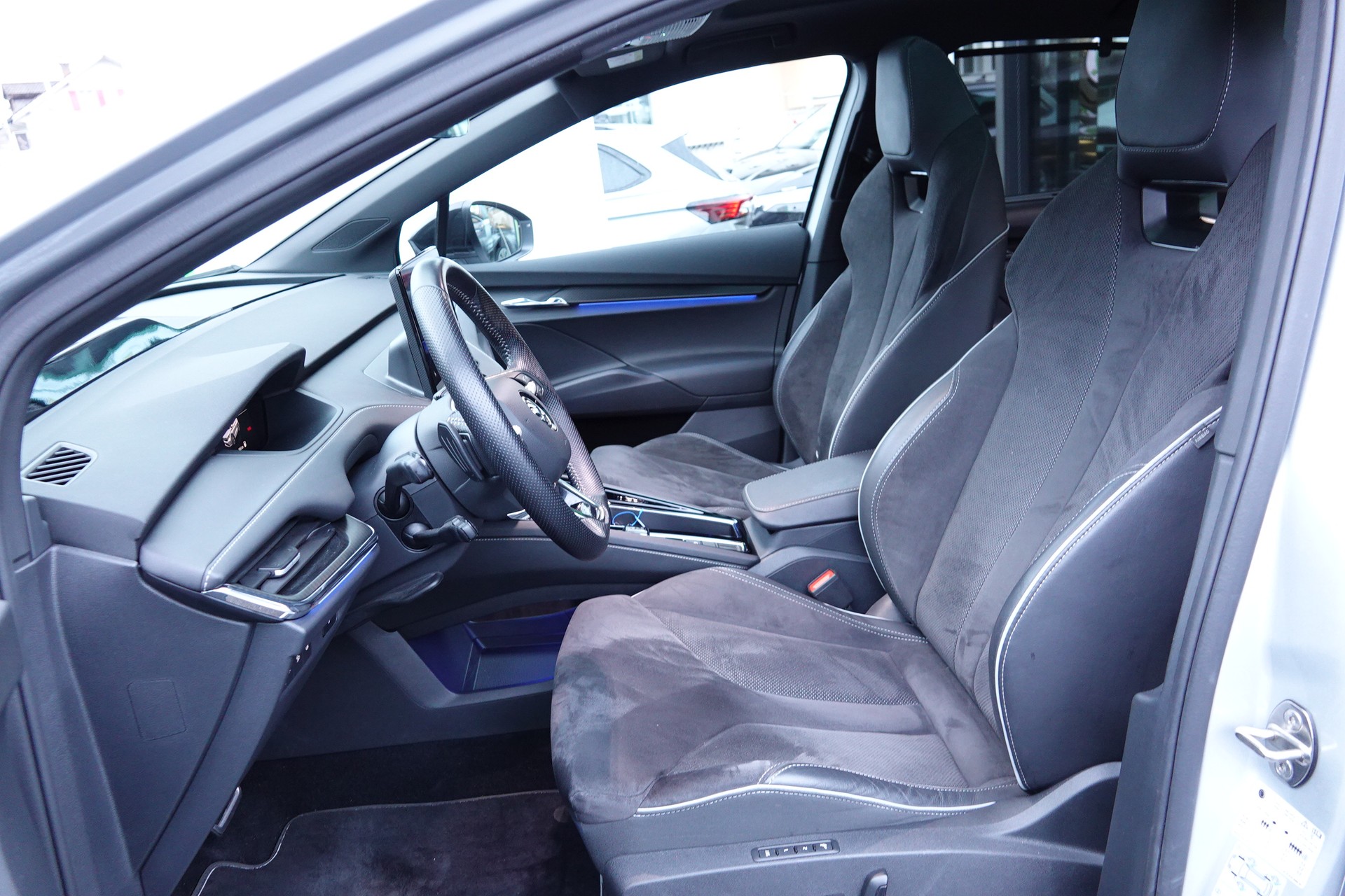 SKODA Enyaq iV 80x SportLine - 15