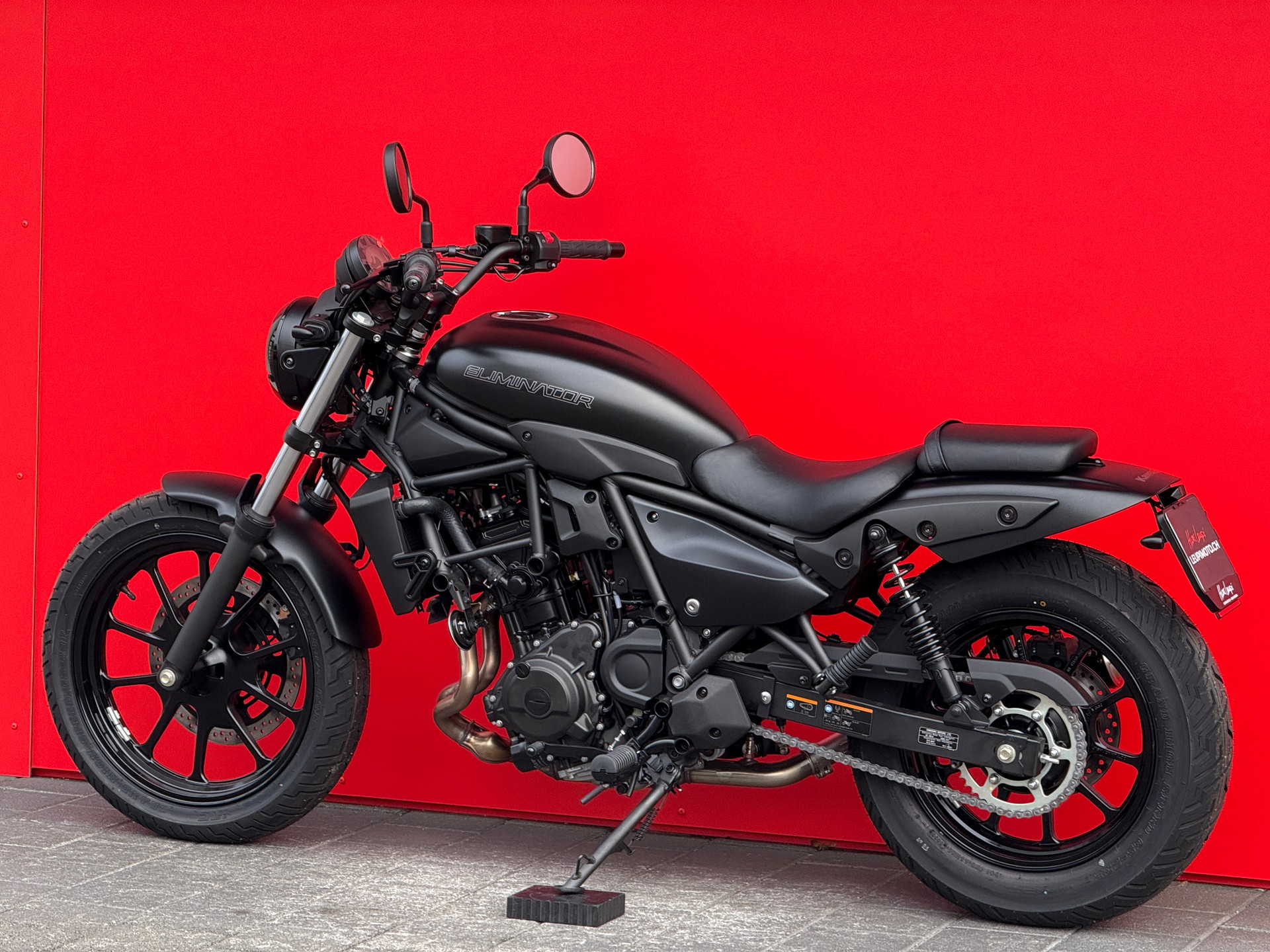 KAWASAKI Eliminator 500 Custom - 15