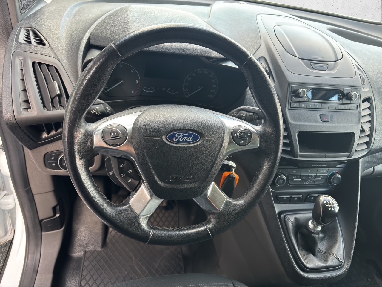 FORD Transit Connect Van 220 L1 1.5 EcoBlue 120 Trend - 11