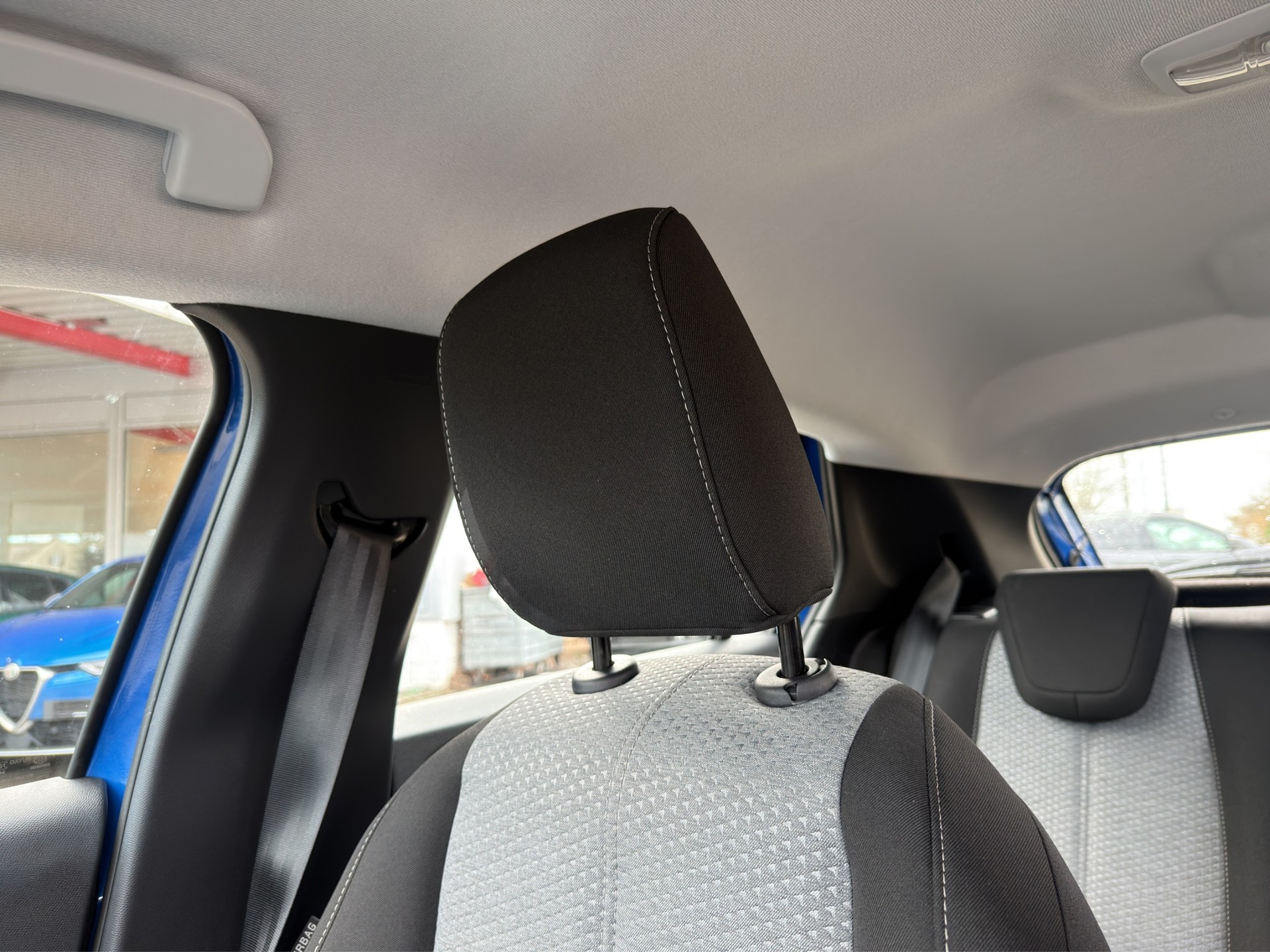 OPEL Corsa 1.2 T Edition Automat - 27