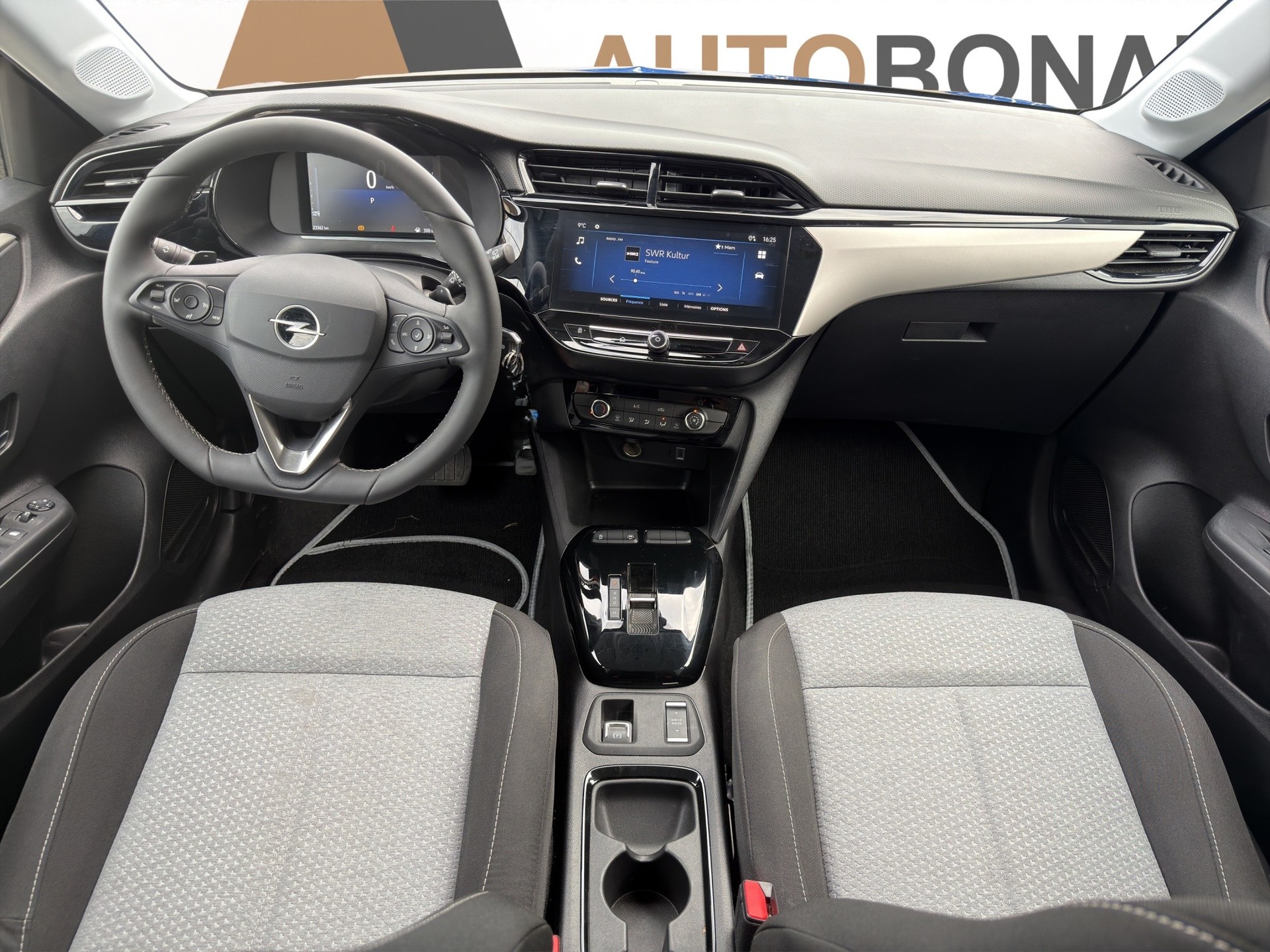 OPEL Corsa 1.2 T Edition Automat - 10