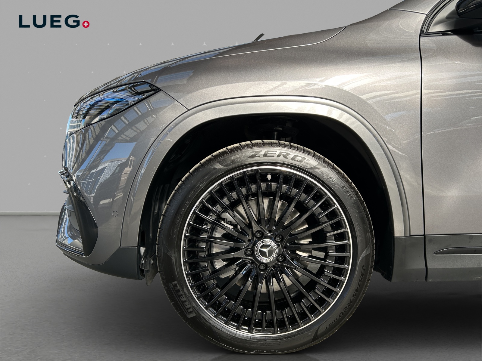 MERCEDES-BENZ EQA 350 AMG Line 4Matic - 7