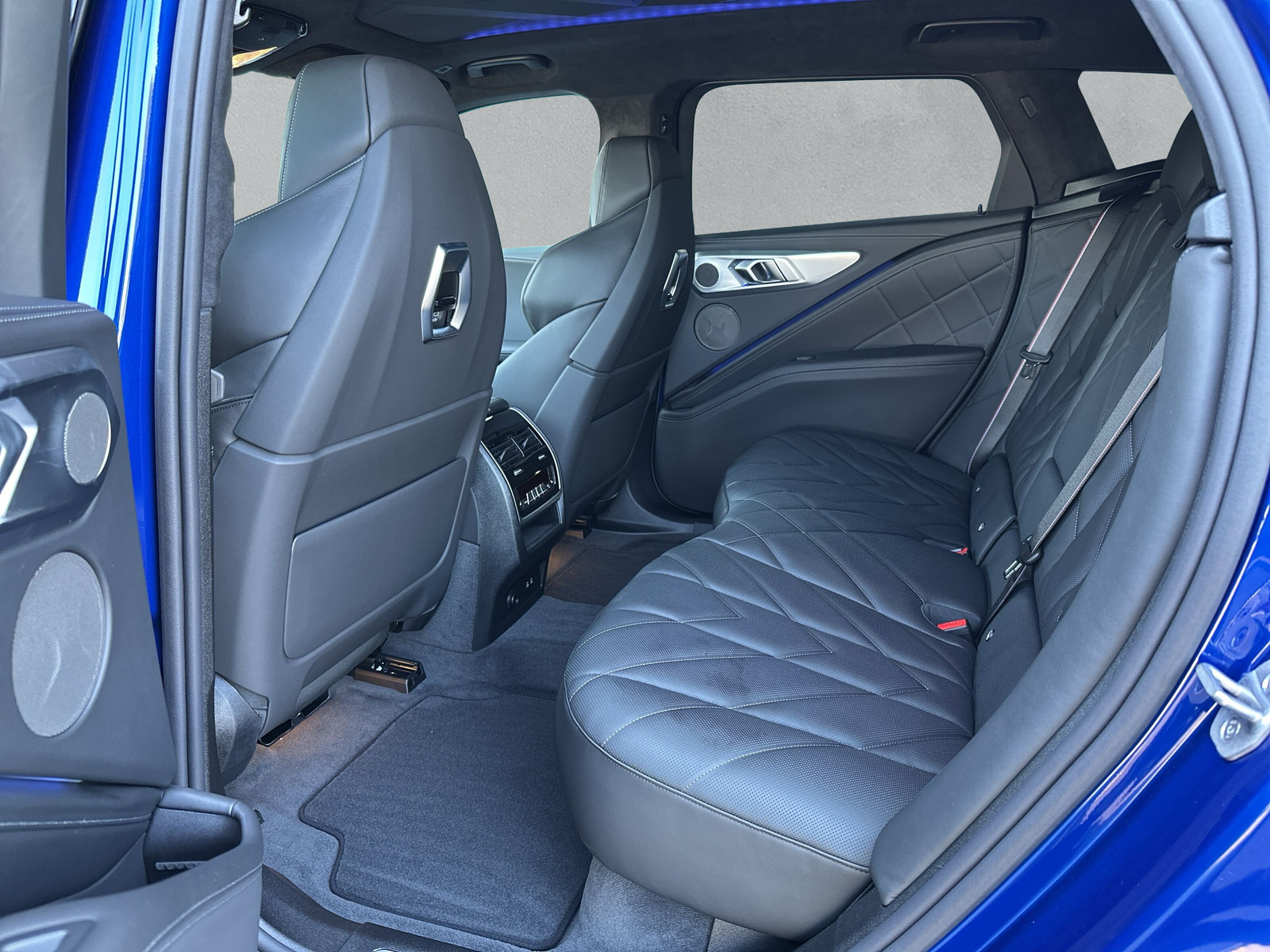 BMW XM xDrive 50e PHEV Steptronic**Action de leasing à 0.9%** - 12