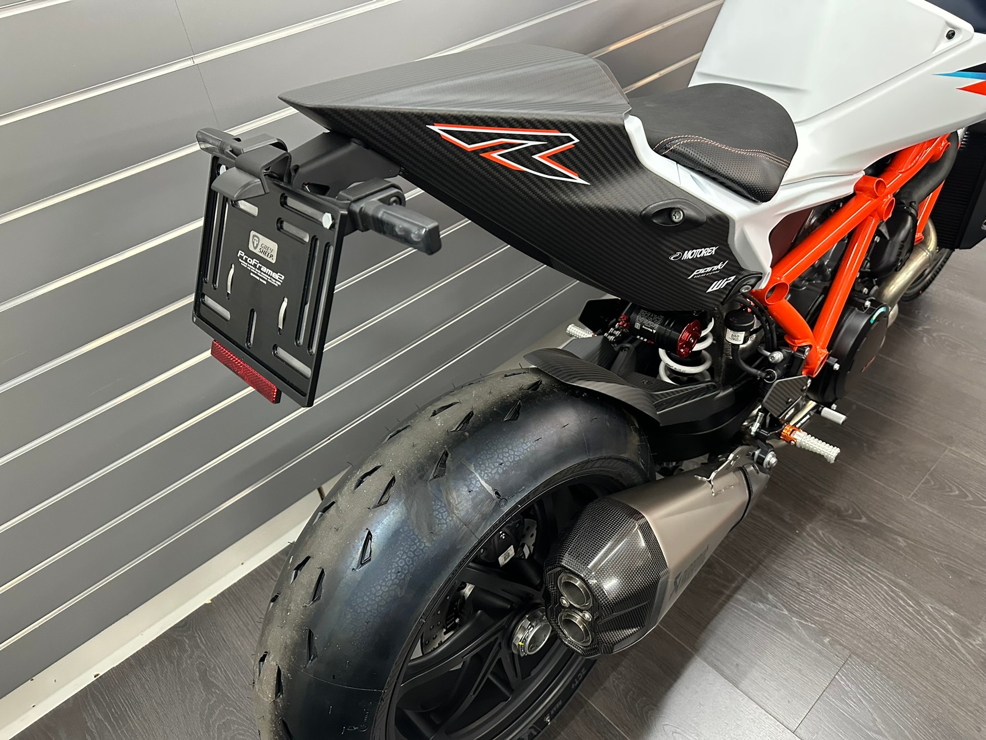 KTM 1390 Super Duke RR - 9