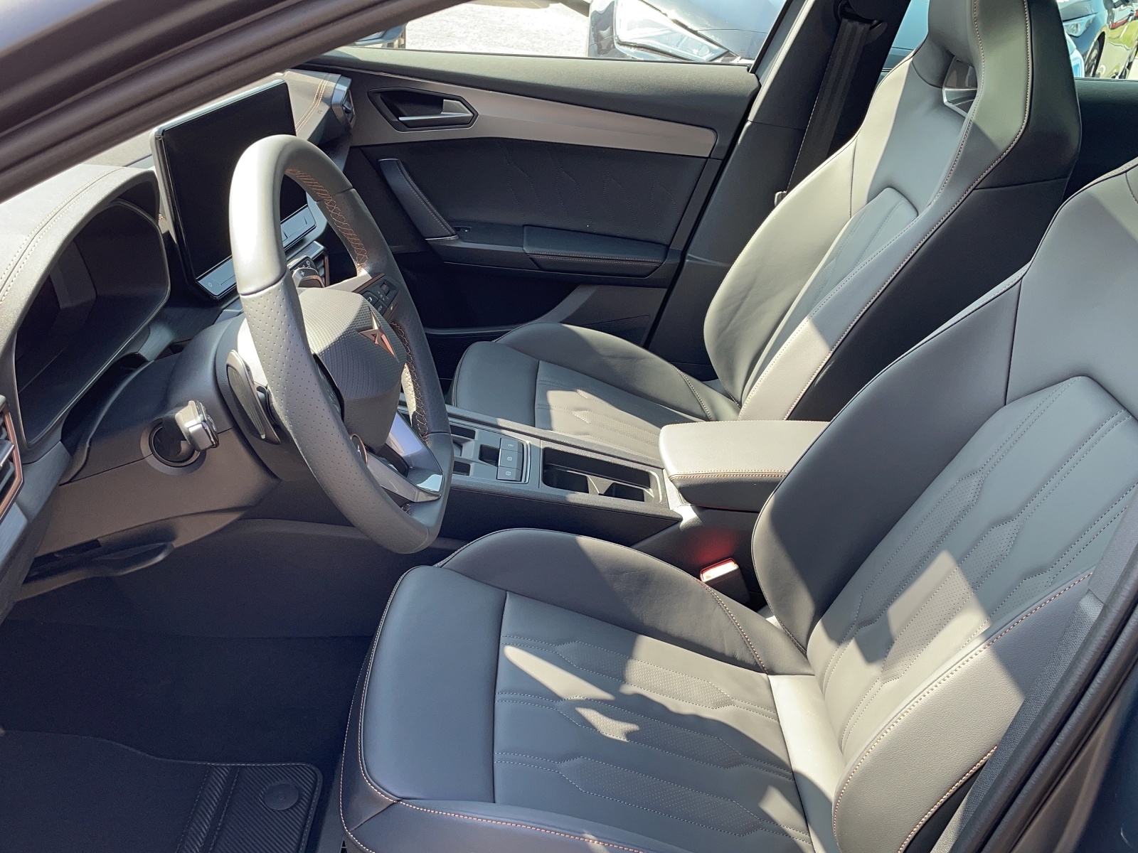 CUPRA Formentor 2.0 TSI VZ 4Drive DSG - 6