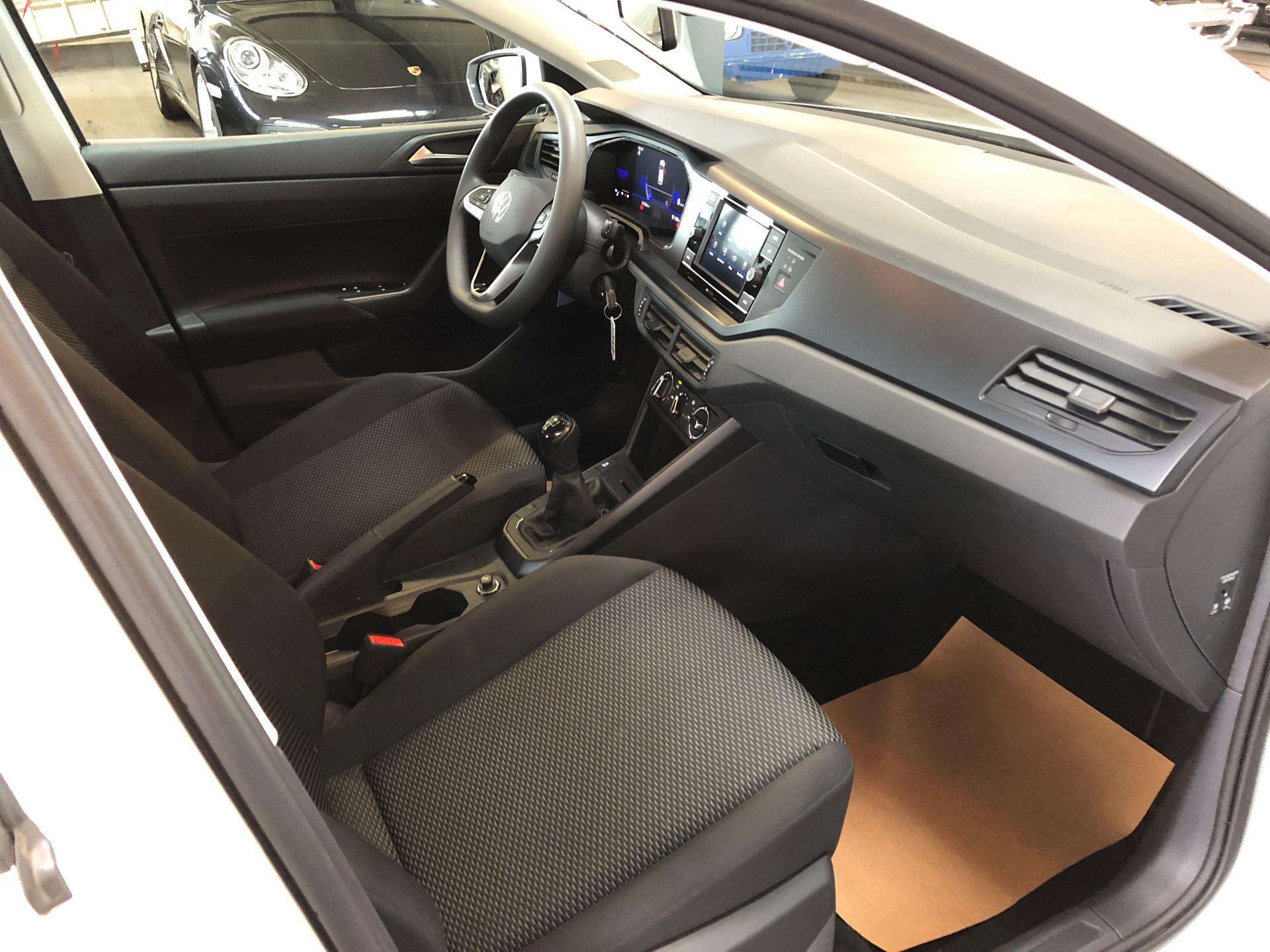 VW Polo 1.0 MPI Basis - 11