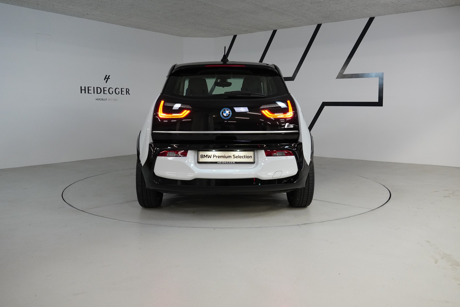 BMW i3s (120Ah) Fleet Edition - 6